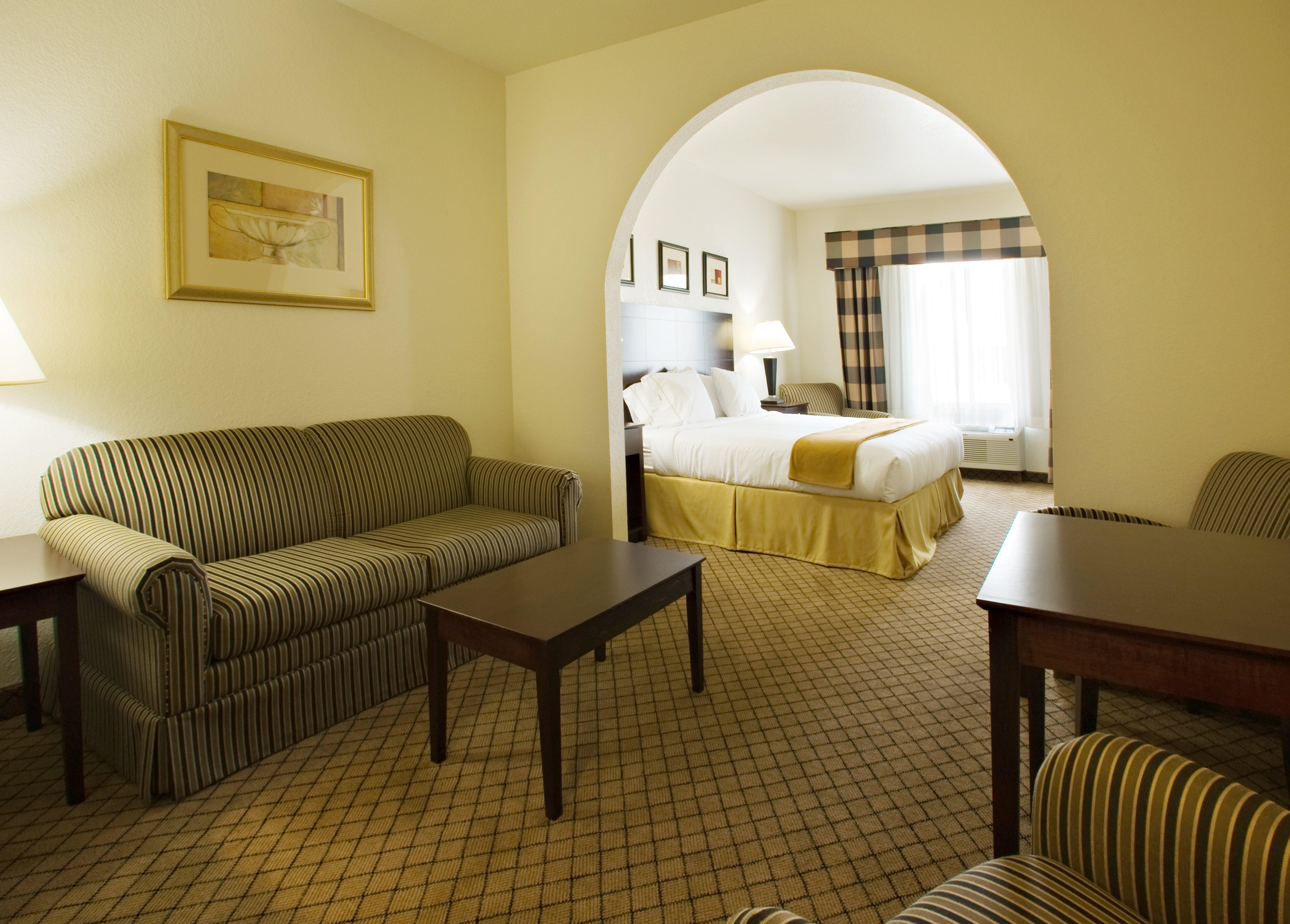 Holiday Inn Express Childress By Ihg Bagian luar foto