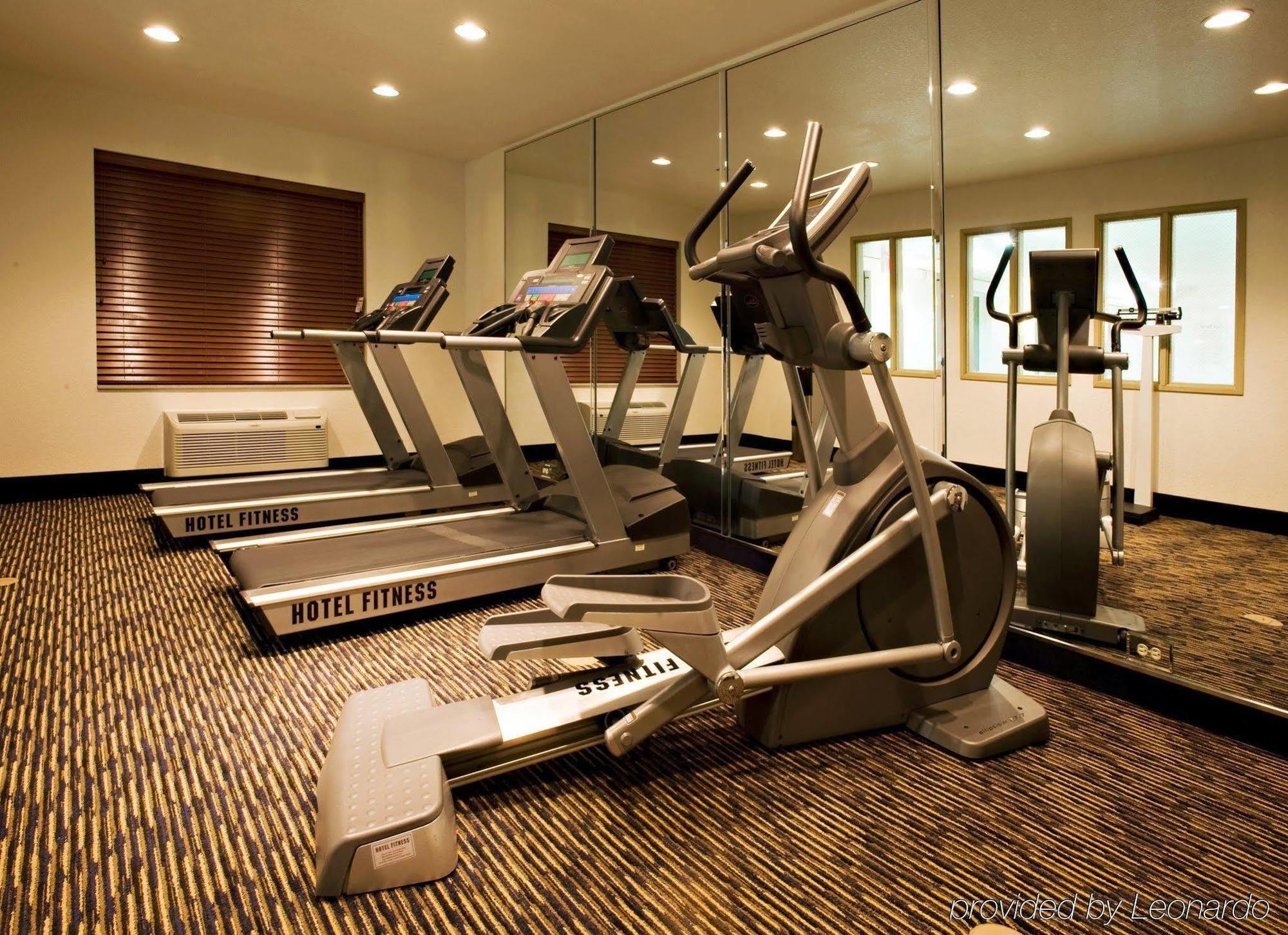 Holiday Inn Express Childress By Ihg Bagian luar foto